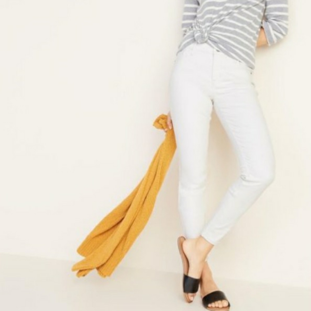 Mid Rise Rockstar Jeans - Picture 2 of 5